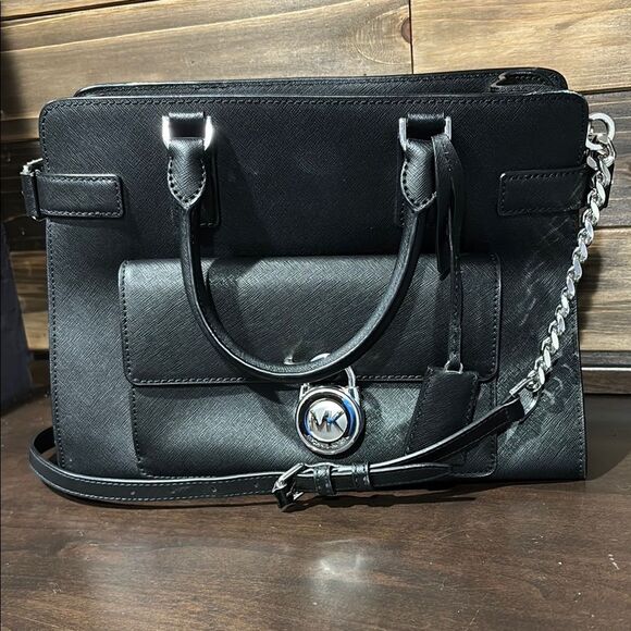 Michael Kors Emma Saffiano Leather Satchel Handbag Purse Black - Picture 1 of 16